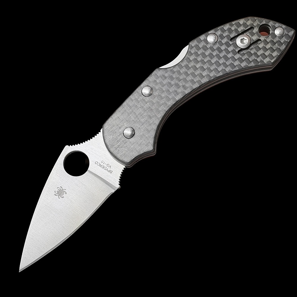 C28CFP Dragonfly 2 Folding Knife  VG10 Blade, Carbon fiberHandles
