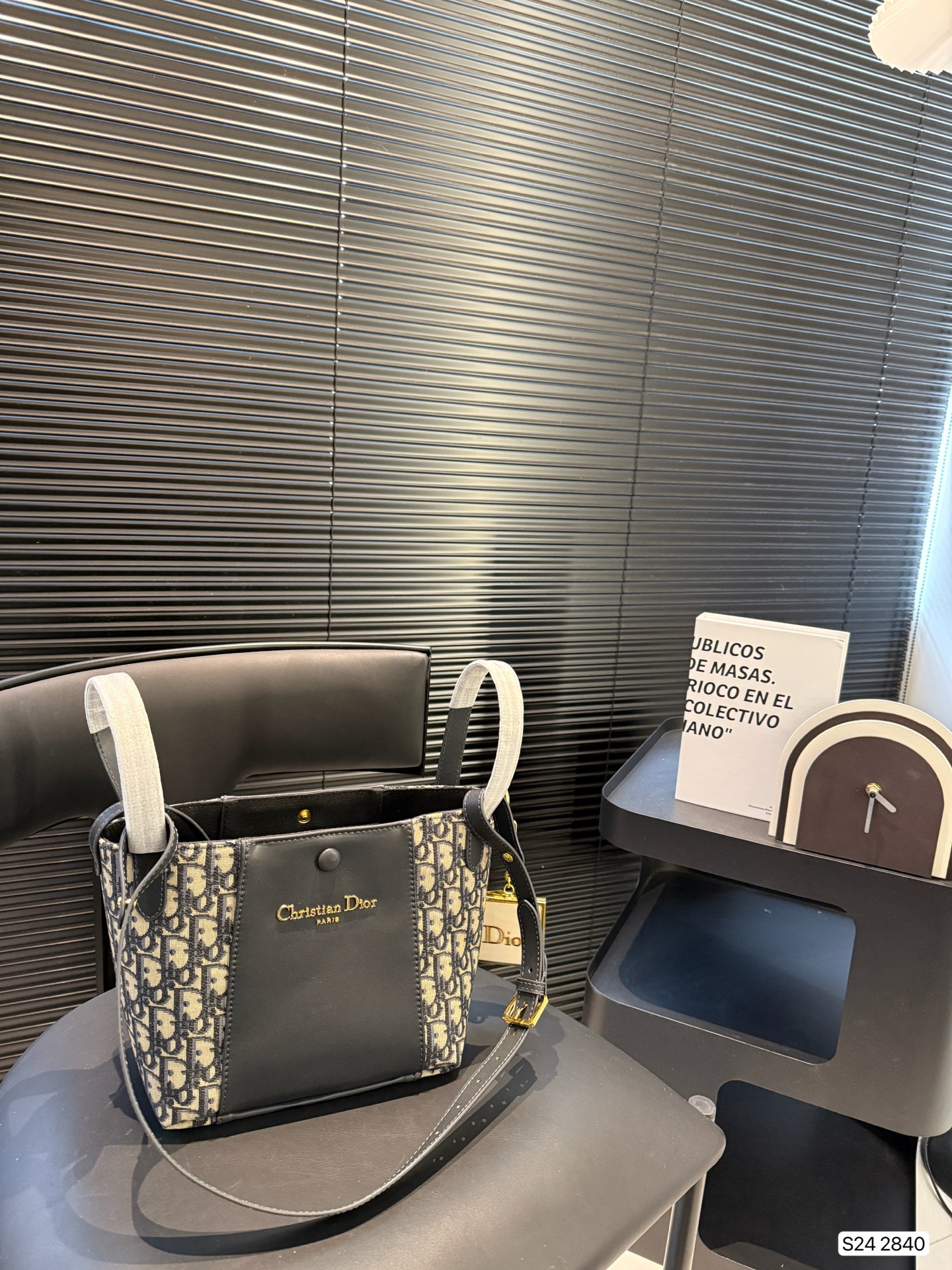 Dior's new signature classic printed bucket bag - cnluxepick