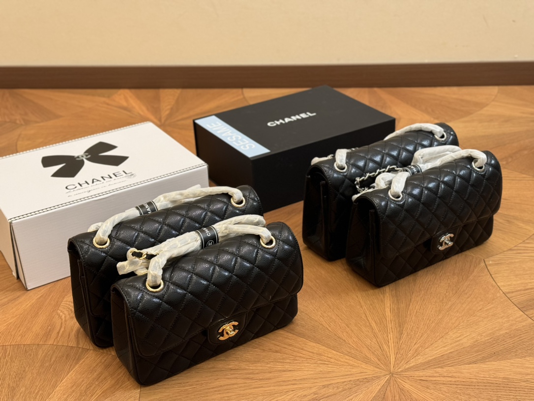 Chanel chain shoulder bag - cnluxepick