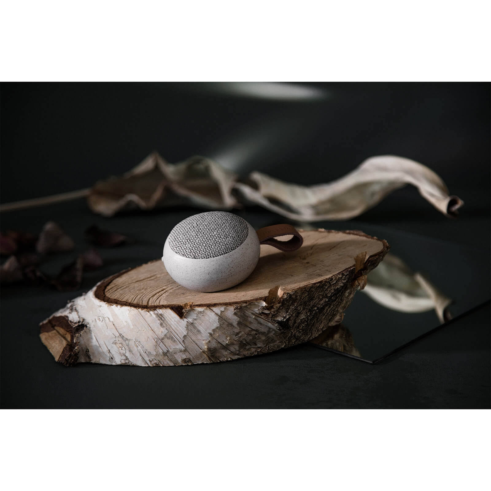 Kreafunk - Ago Care Edition Bluetooth Speaker - Wheat KFWT37