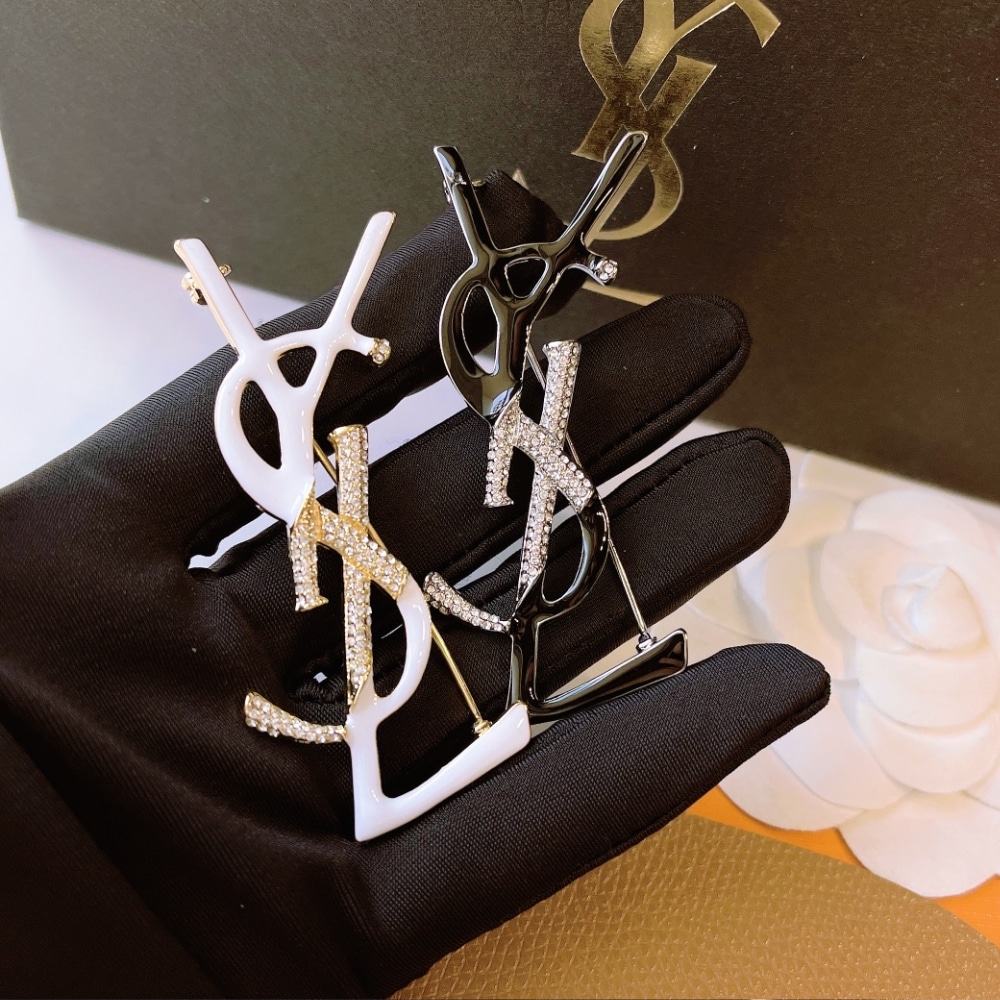 Saint Laurent Ysl Brooch Black