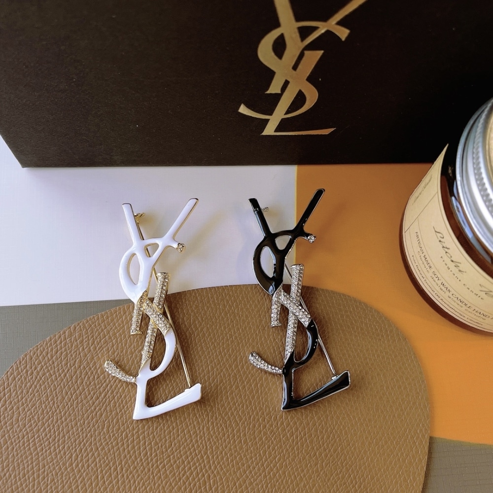 Saint Laurent Ysl Brooch Black