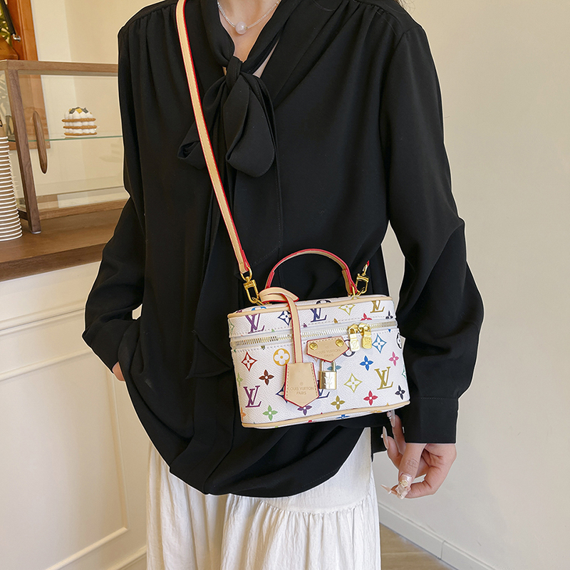 Louis Vuitton high-end portable shoulder bag box bag - cnluxepick