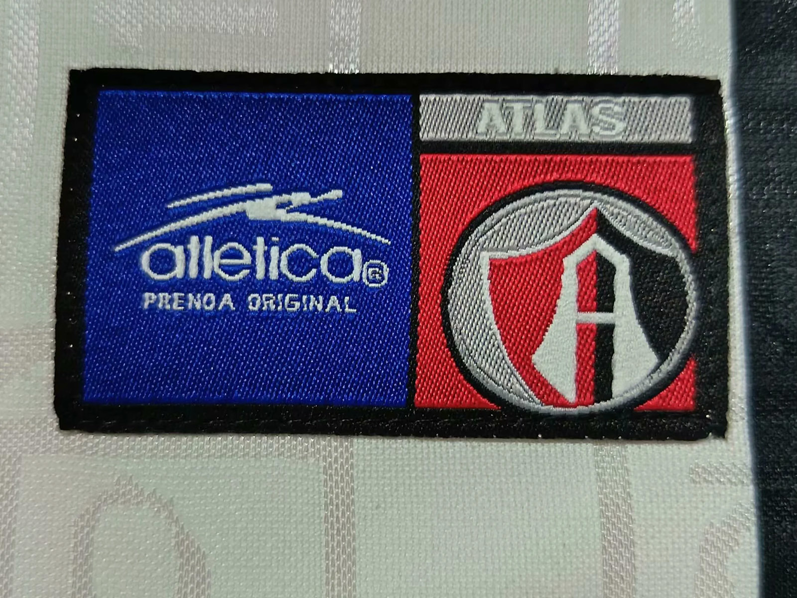 Retro Atlas 99/00 Third Jersey