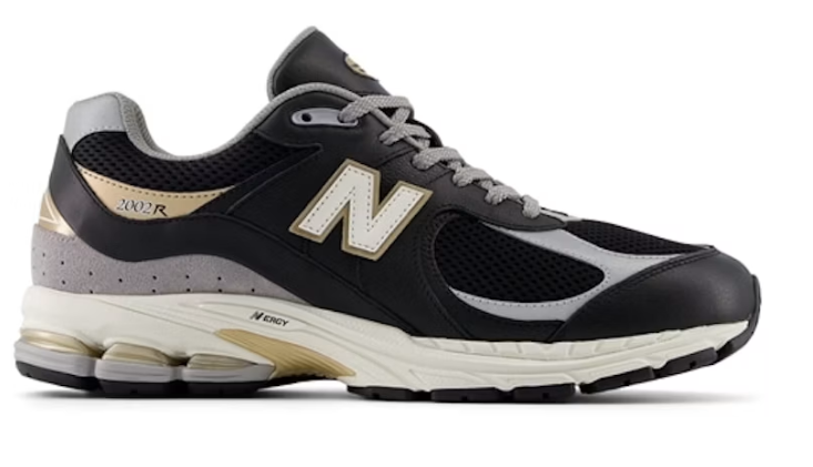 New Balance 2002R Black Gold M2002RPO-D Casual Running Shoes