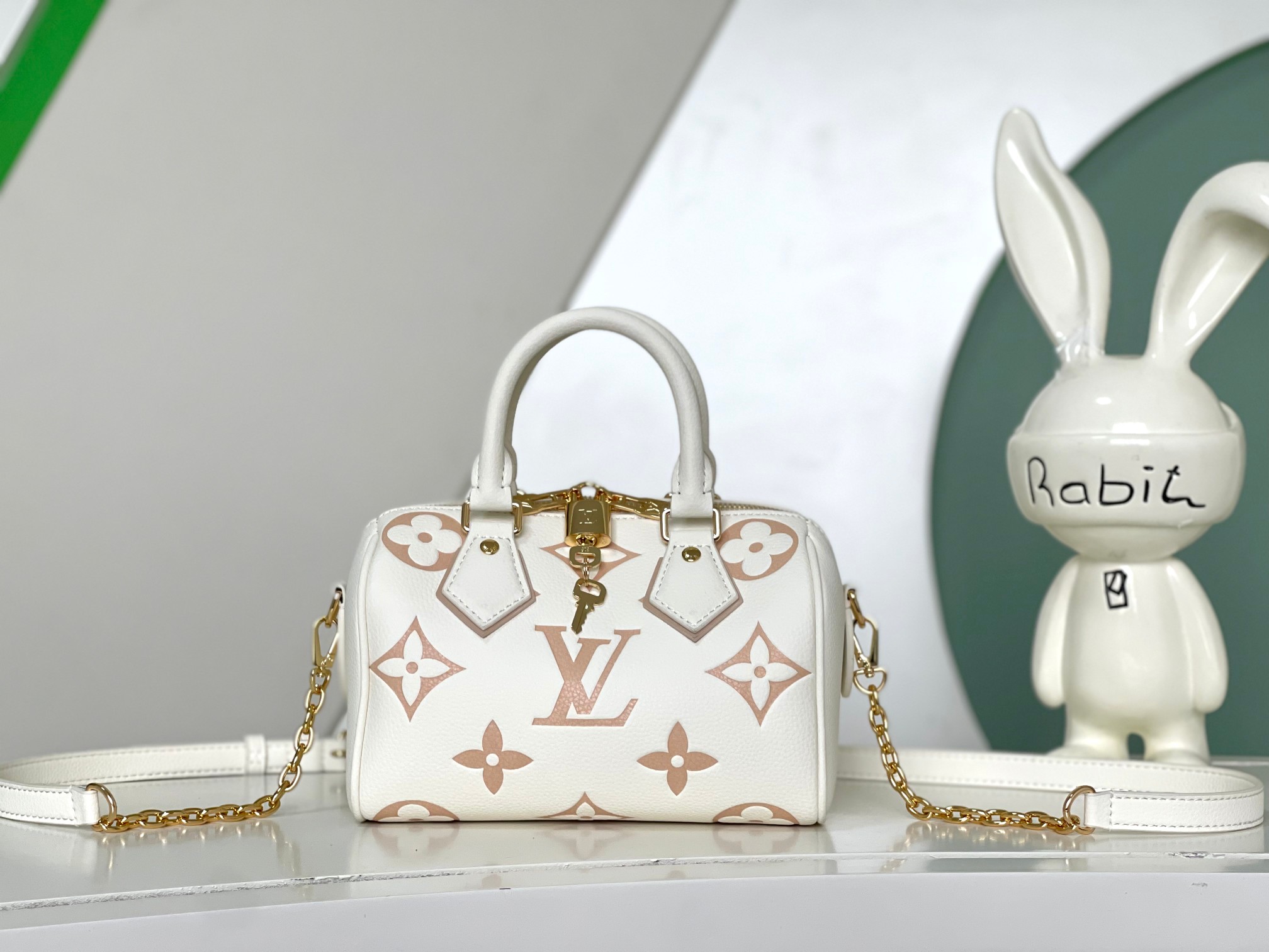 Top version LV Speedy Bandoulière 20 Monogram Empreinte Toron bag - cnluxepick