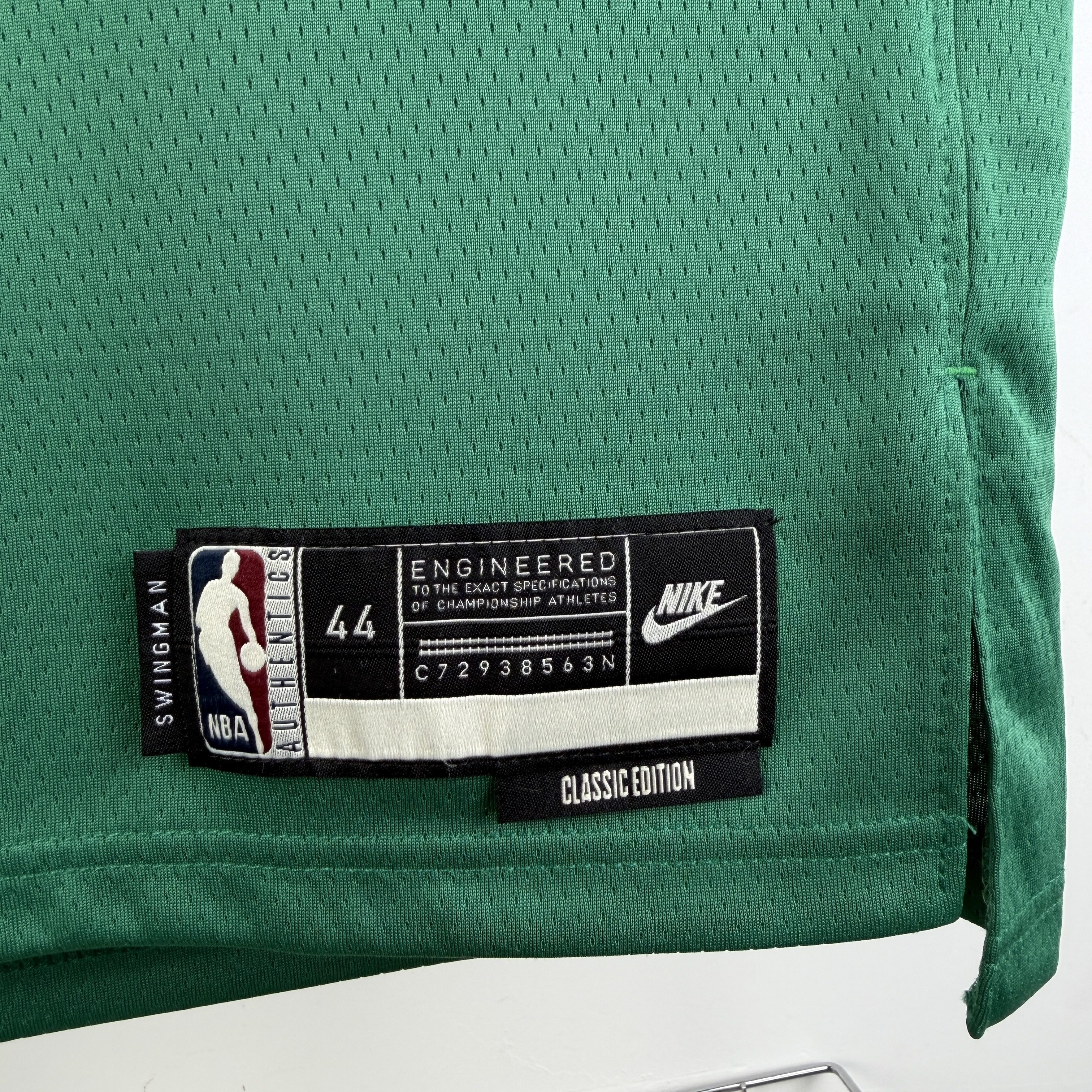 26 Season Mavericks Retro No.11