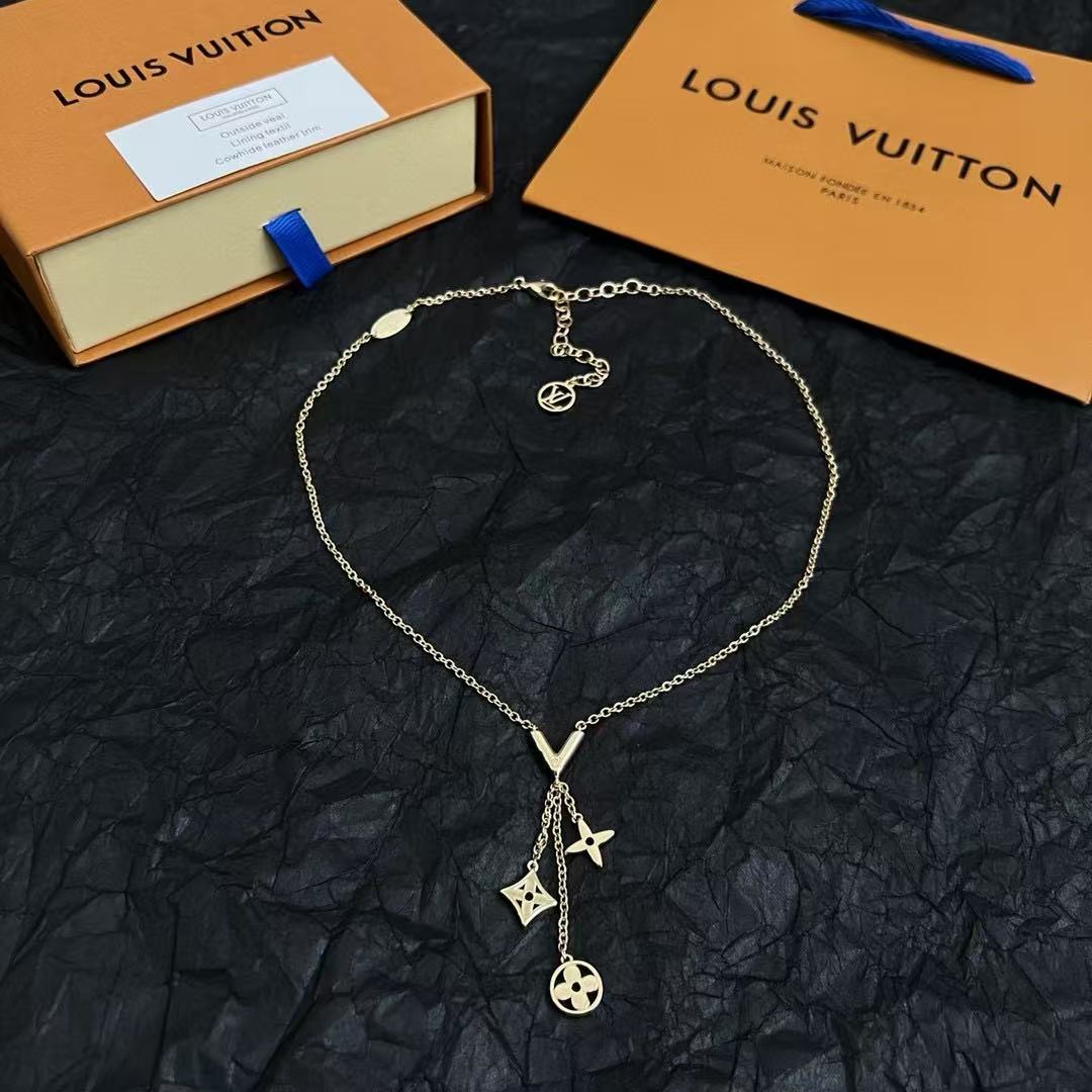 LV long pendant necklace - cnluxepick