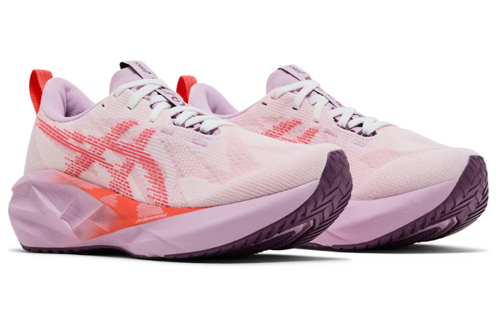 ASICS Novablast 5 Coral Reef 1012B765-101