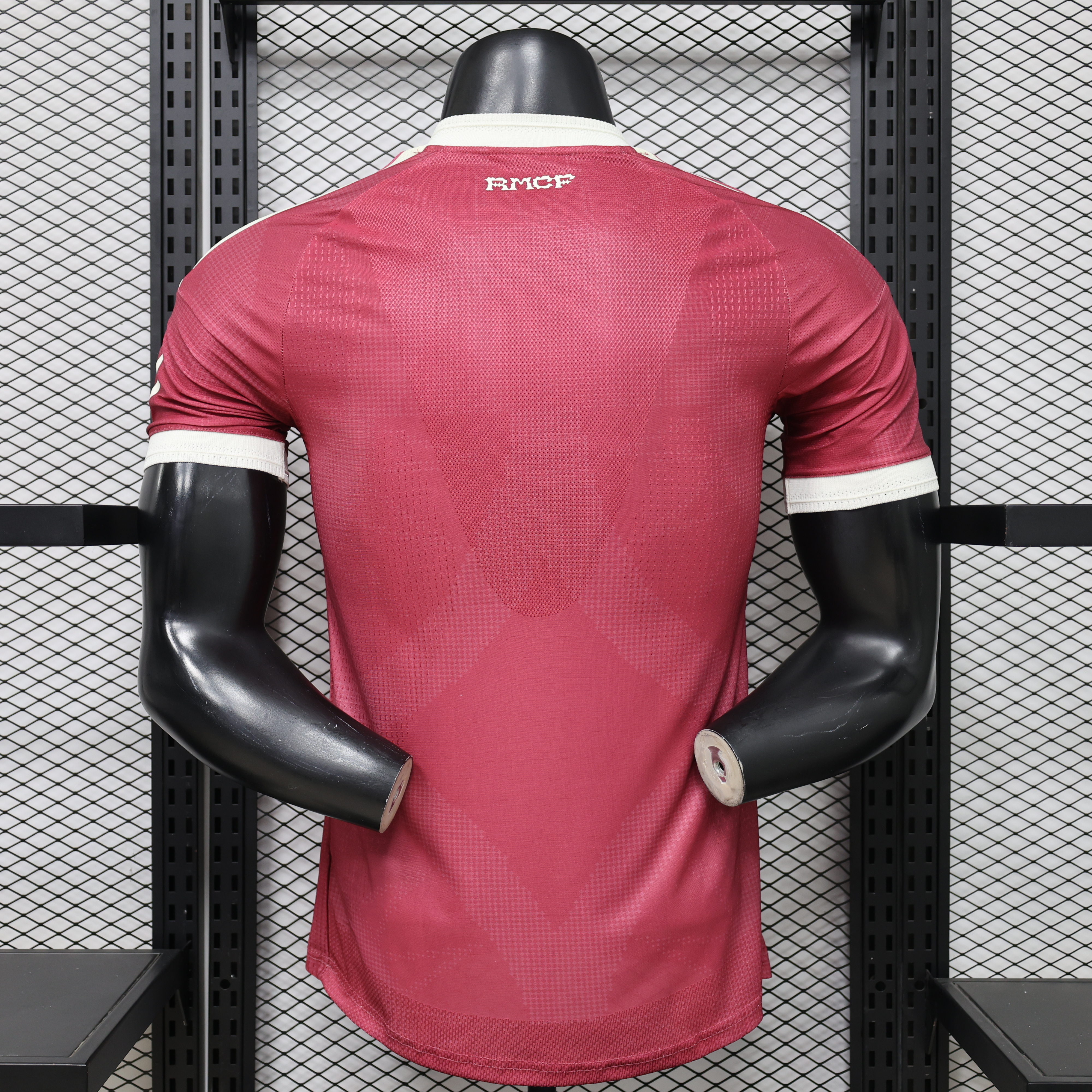Real Madrid 26-27 away player version