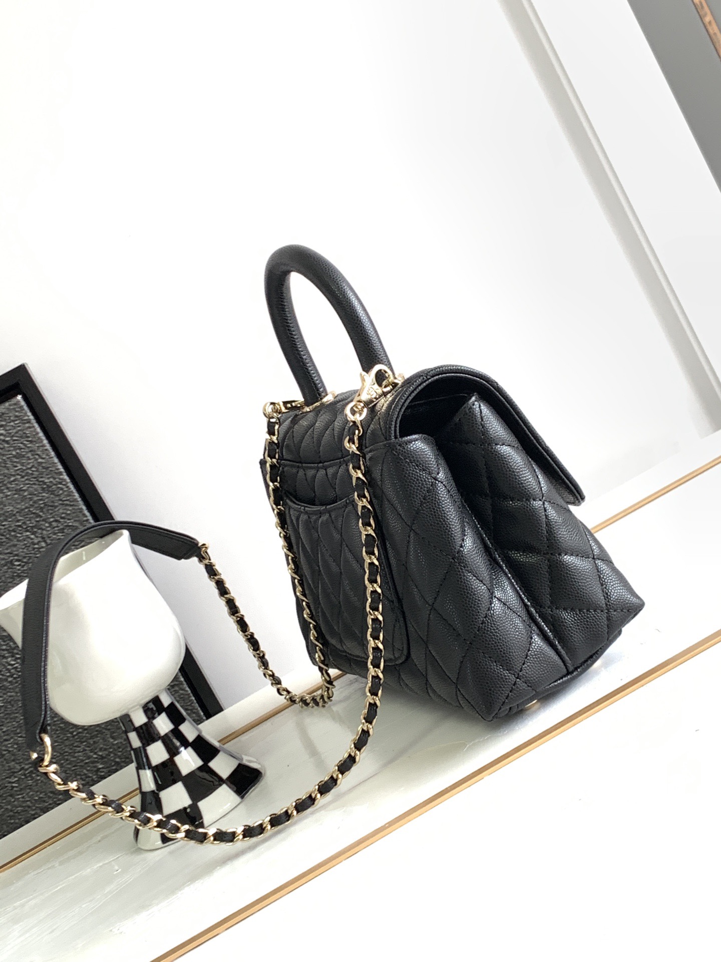 Chanel  cocohandle Classic black 19cm