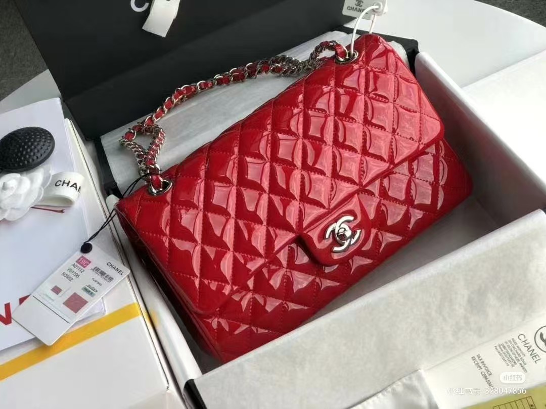 High Chanel classic flap bag Patent leather - cnluxepick