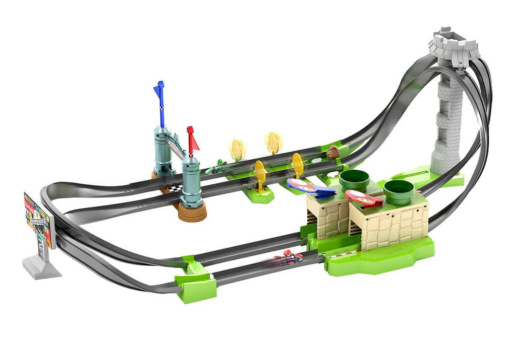 Hot Wheels MarioKart Mario Circuit Track Set and 4 Mario Die-cast