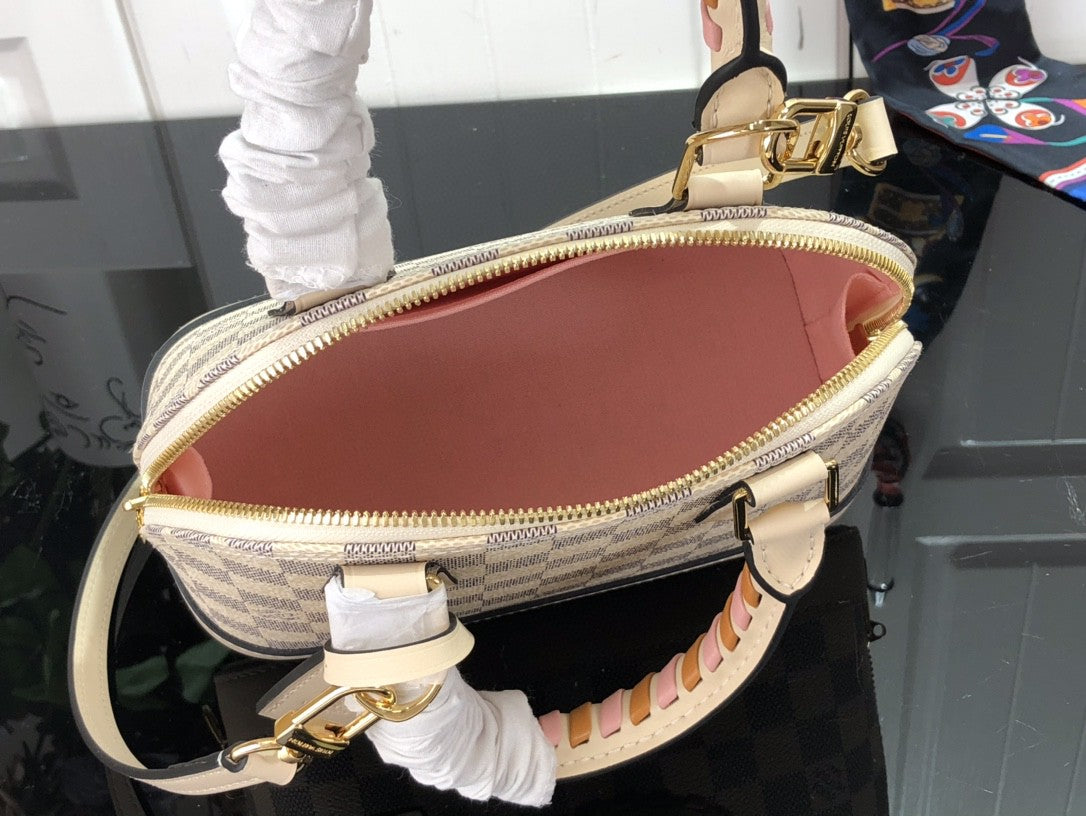 Louis Vuitton Damier Azur Alma Bb 23Cm