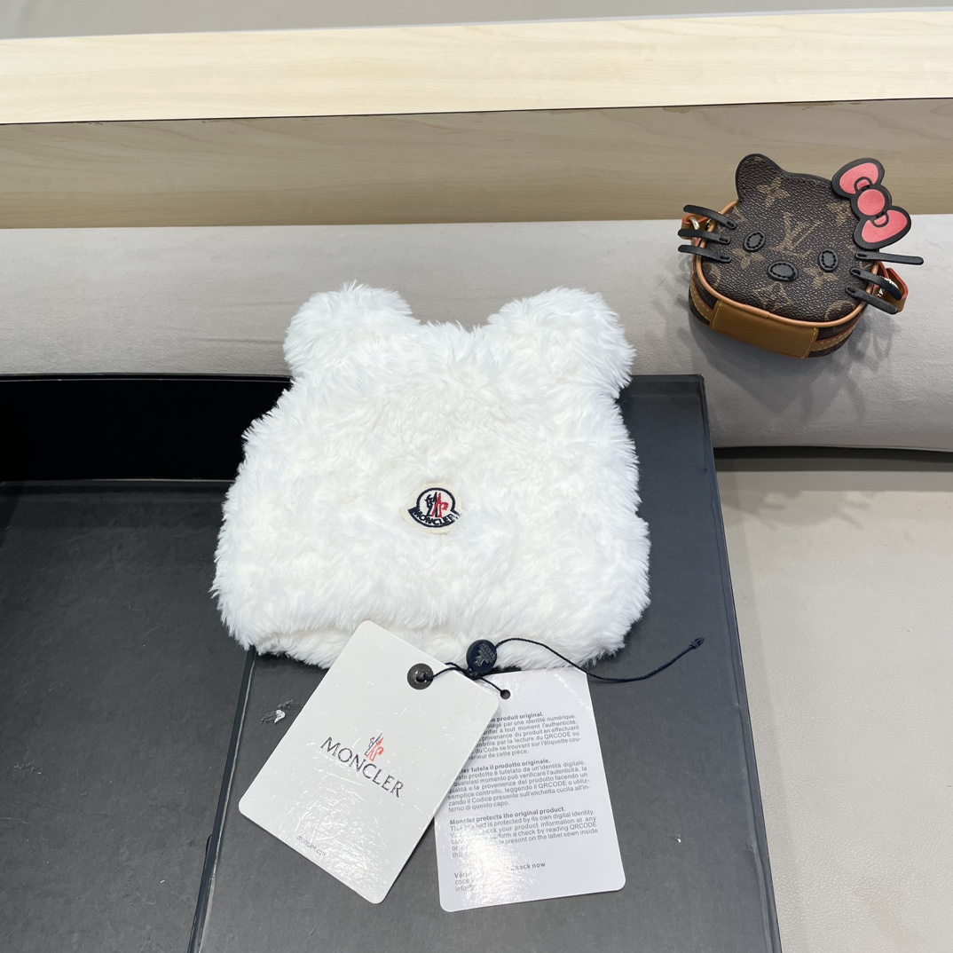 Moncler Little Bear Ears Plush Hat - cnluxepick