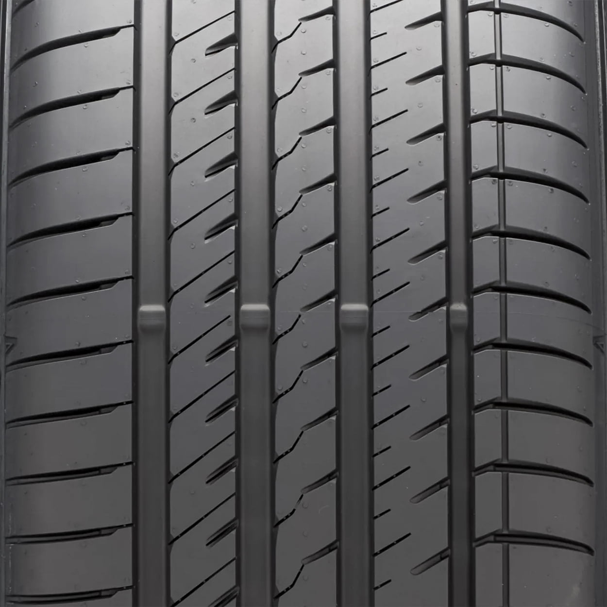 275/35R19 100Y BSW summer tires