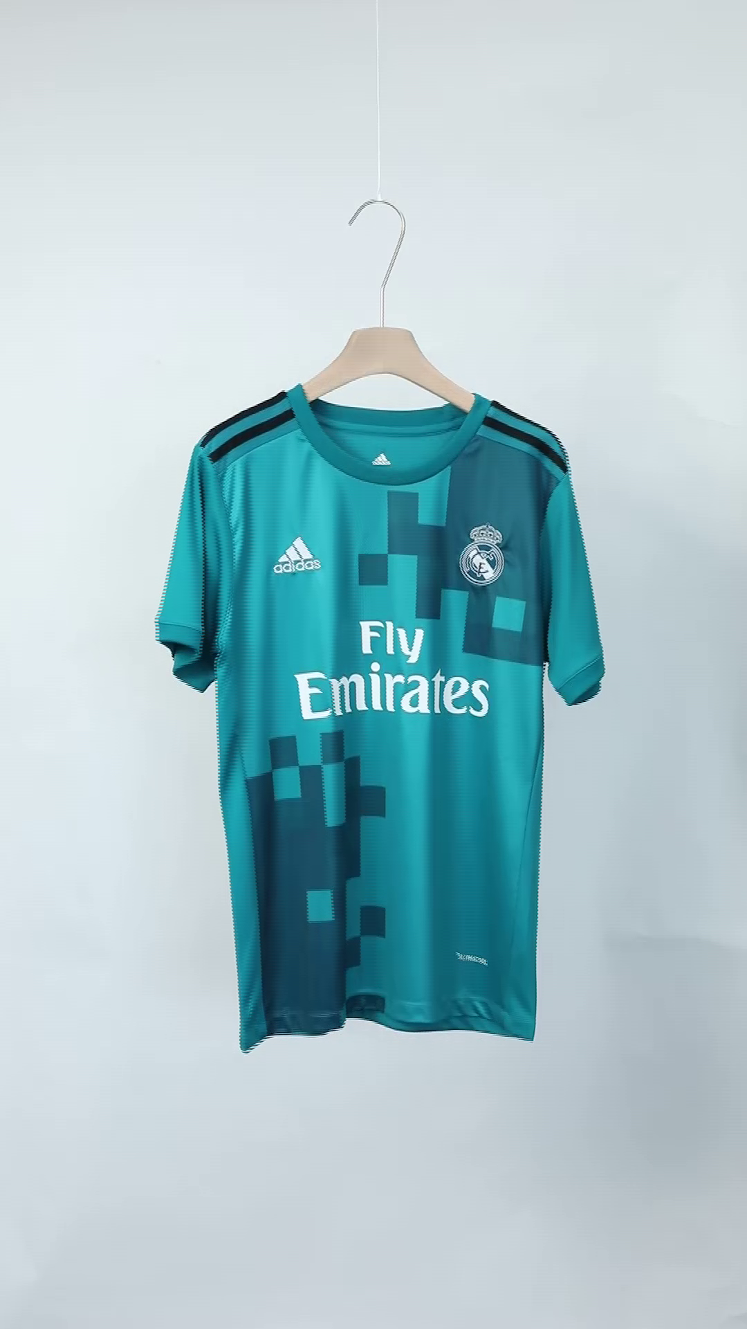 Retro Soccer Jersey Real Madrid Third Away 2017/18