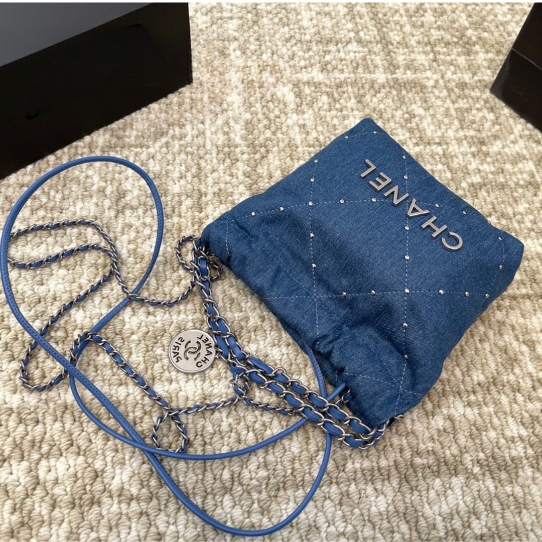 Chanel 22 Mini Handbag Washed Denim Silver Tone Metal Blue 17Cm As3980 B16649 Ny101