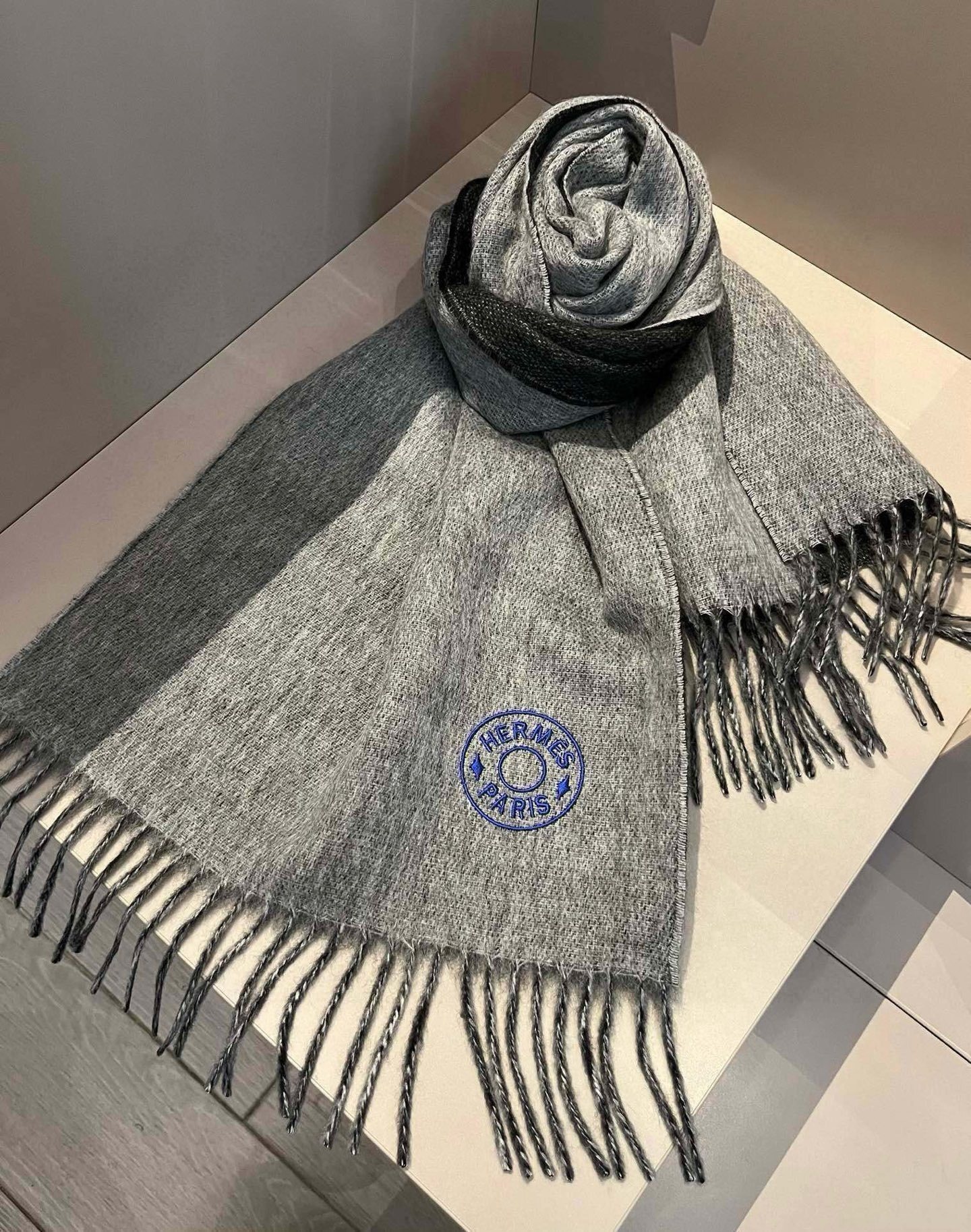 Hermes Cashmere Blanket Scarf Grey For Women 180cm
