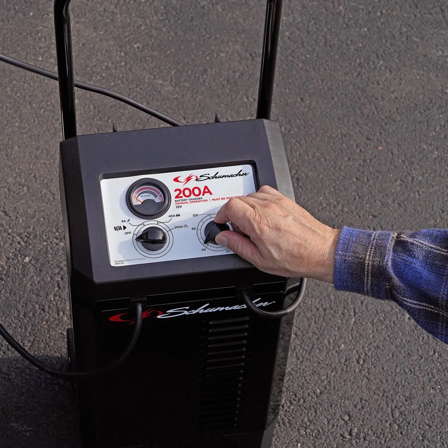 2026 Schumacher Electric 12V 200A Manual Battery Charger/Engine Starter