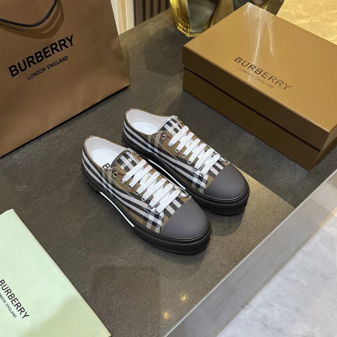 Burberry retro plaid athleisure shoes - cnluxepick
