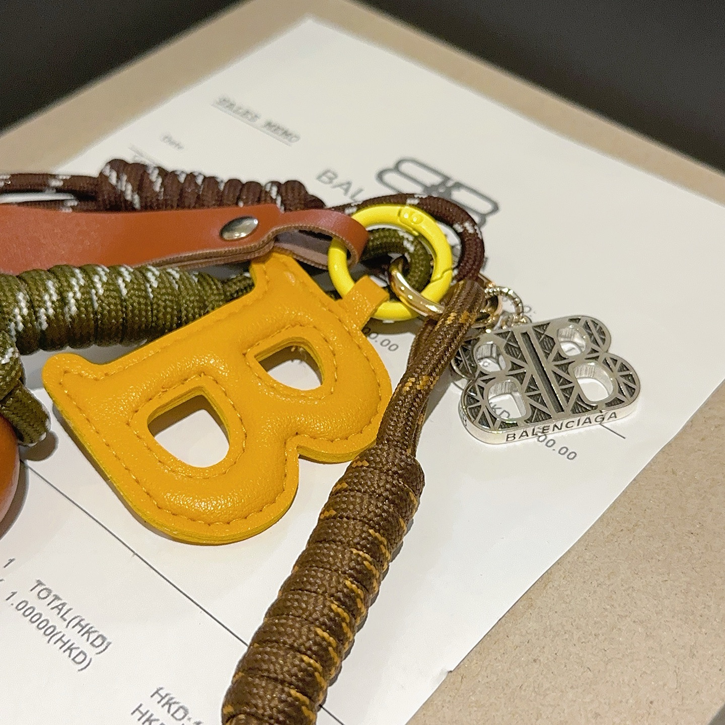 Balenciaga bag charm keychain - cnluxepick