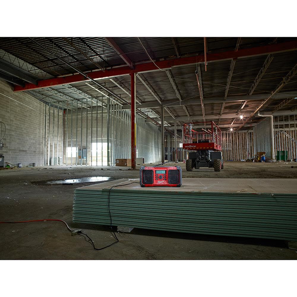 Milwaukee M18 Jobsite Radio 2890-20