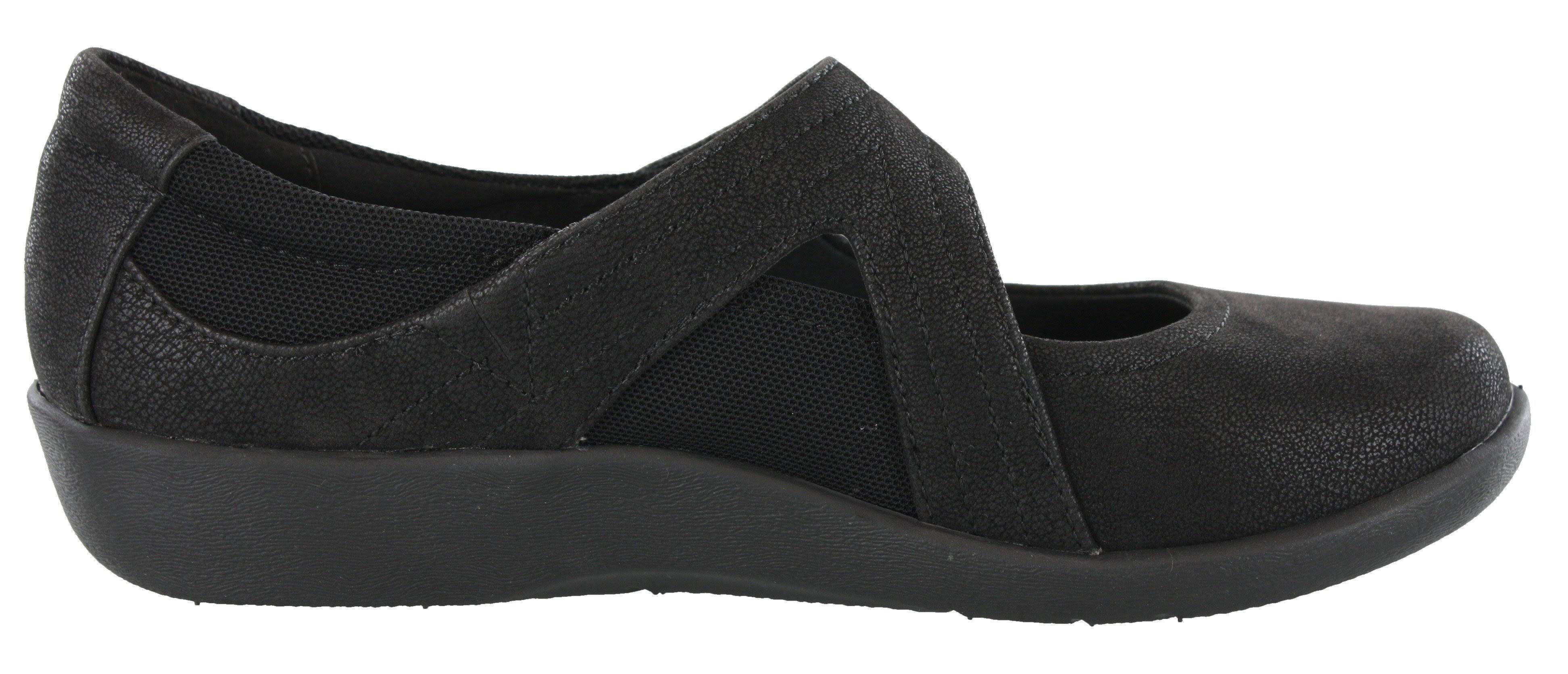 Clarks Sillian Bella Black / 7