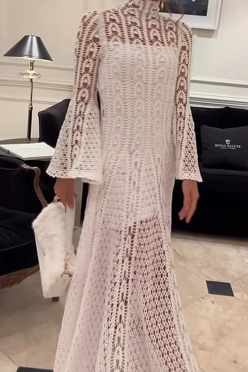 Elegant Lace Turtleneck Evening GownClistos