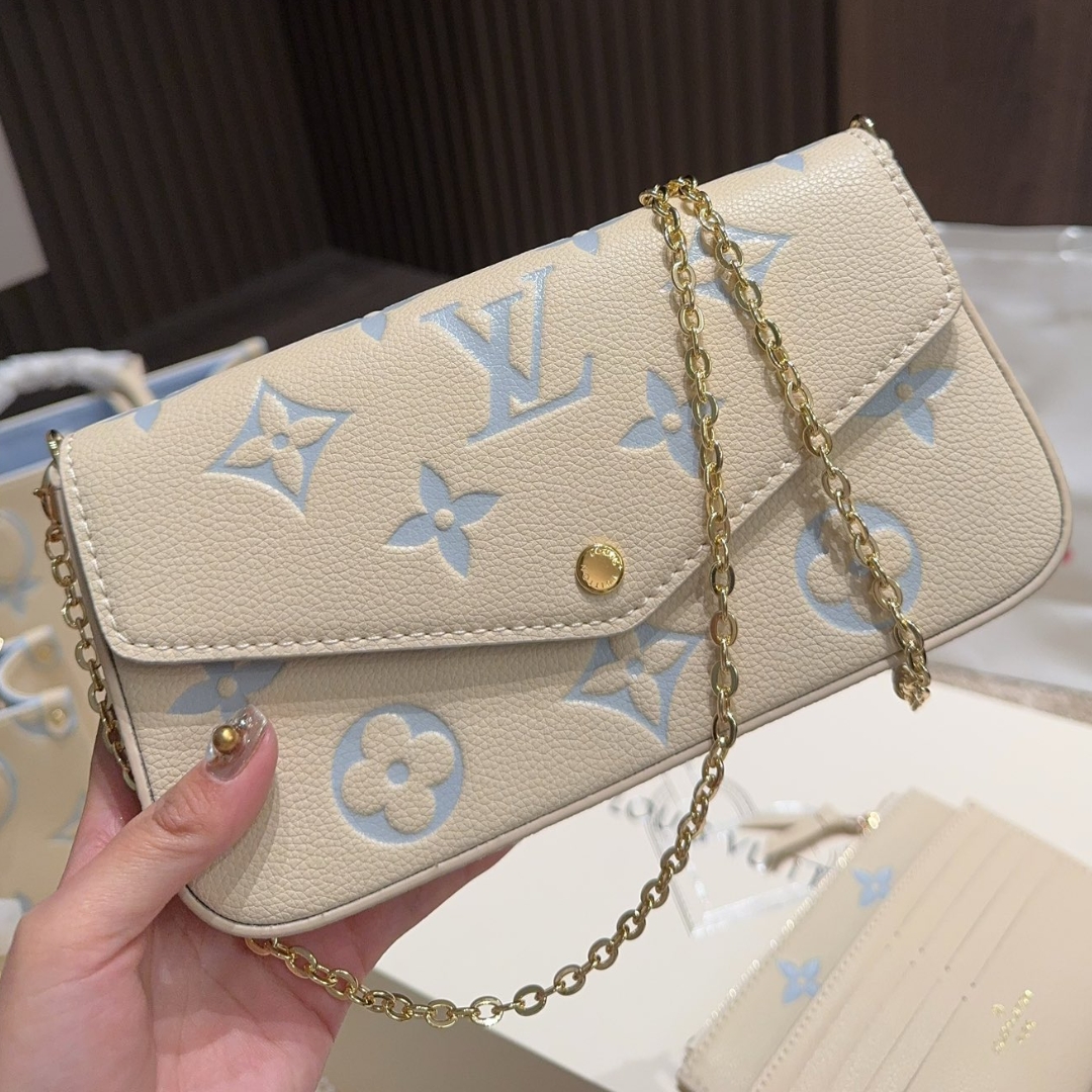 Louis Vuitton F Licie Pochette Bag Candy Blue 21Cm M83025