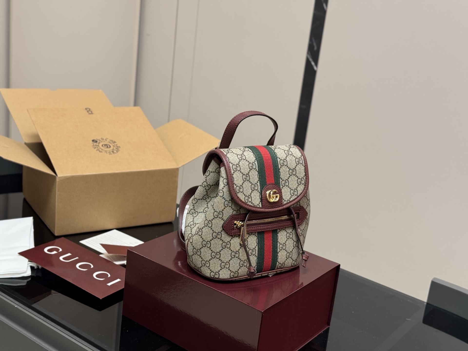 Gucci monogram backpack - cnluxepick