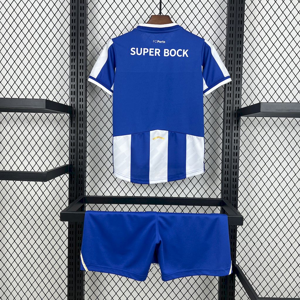 Kit Enfant Porto 2025 2026€13.99