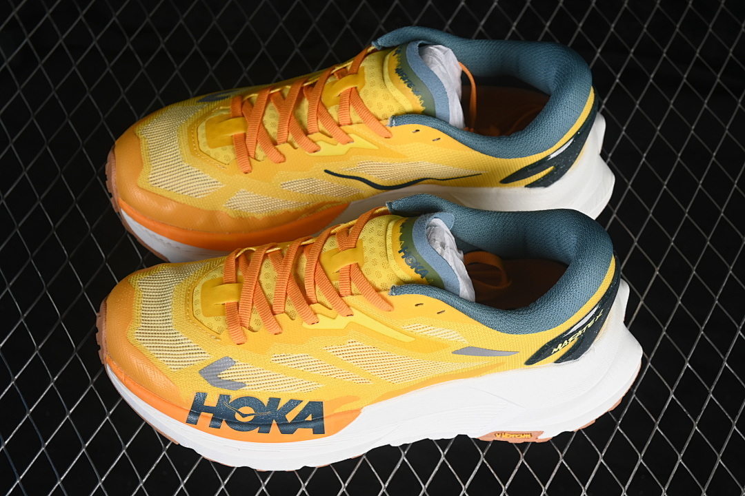 HOKA One One Mafate X