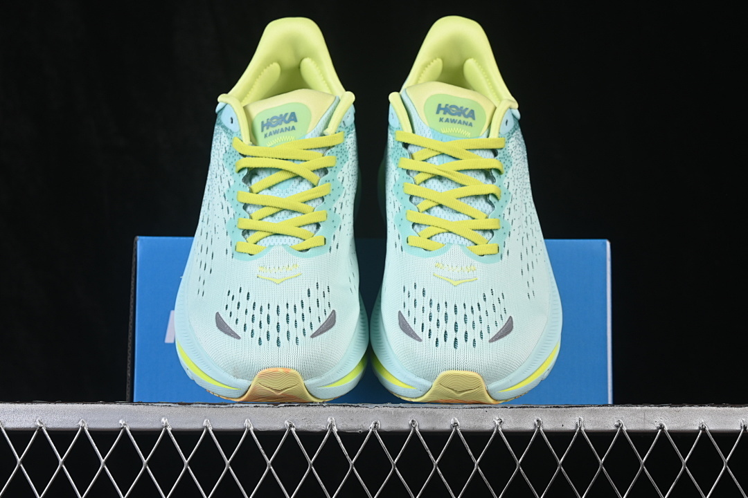 HOKA One One Kawana