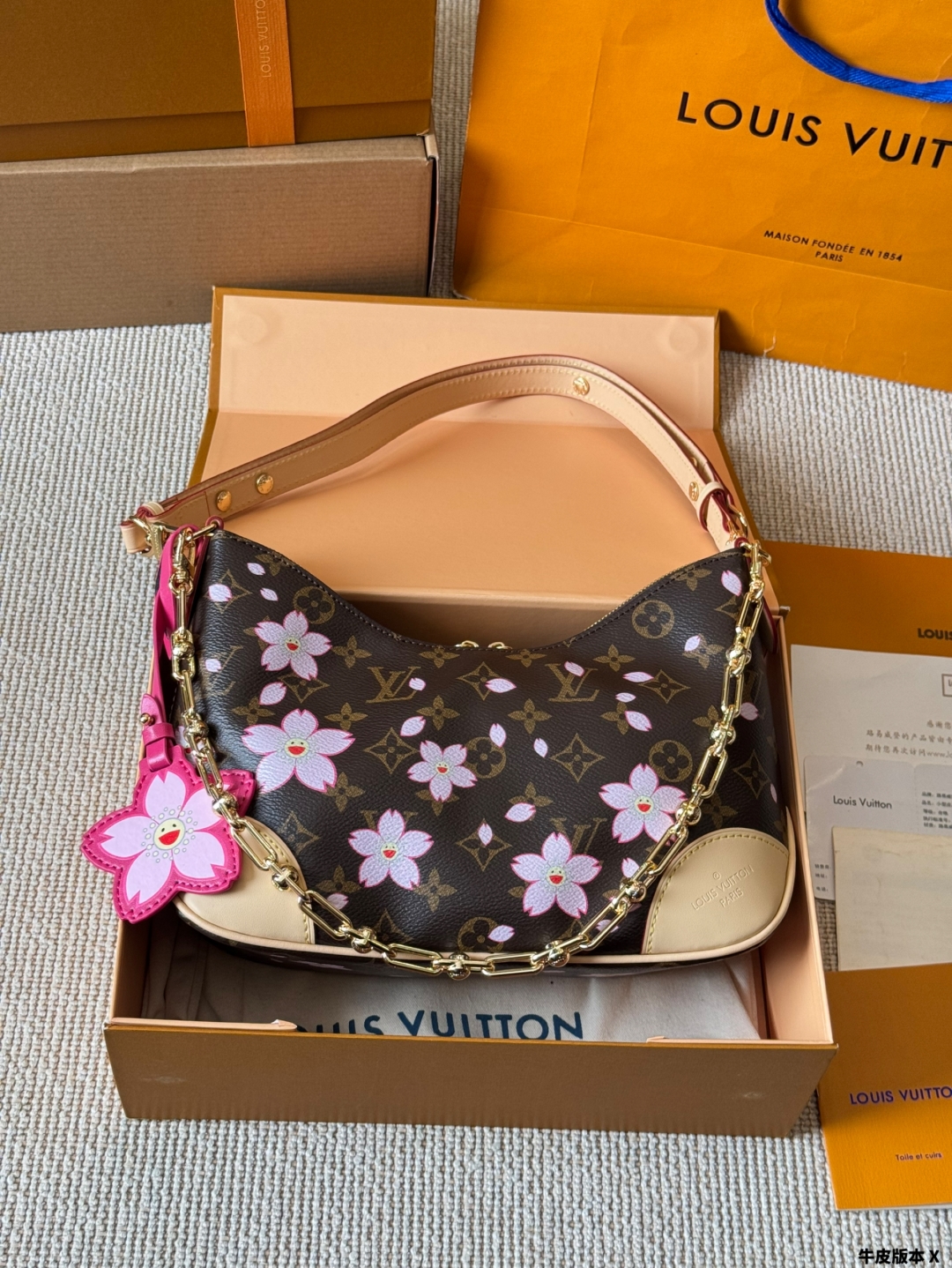 LV Diane Baguette Bag - cnluxepick