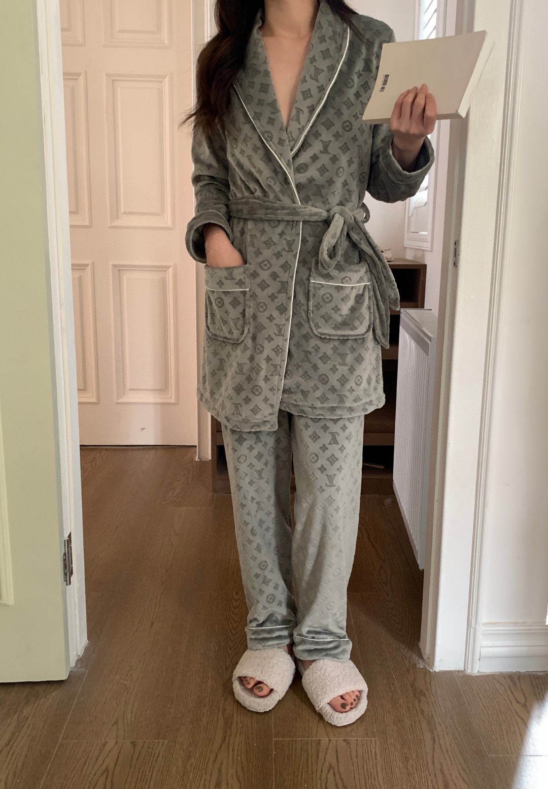 LV pajamas nightgowns - cnluxepick