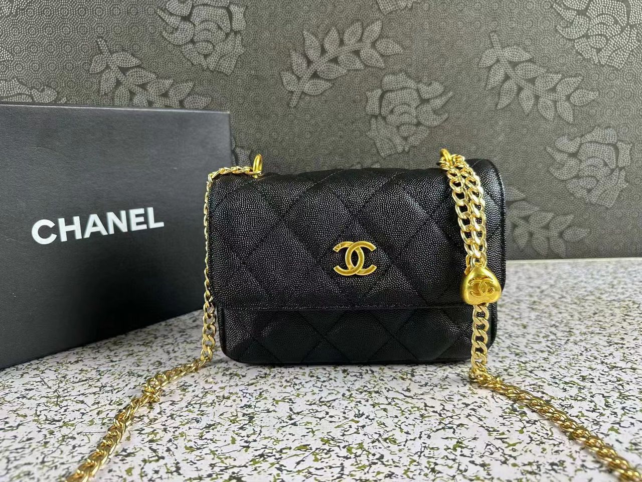 Chanel Pearl Crush Wallet On Chain Woc Black 18Cm/7in