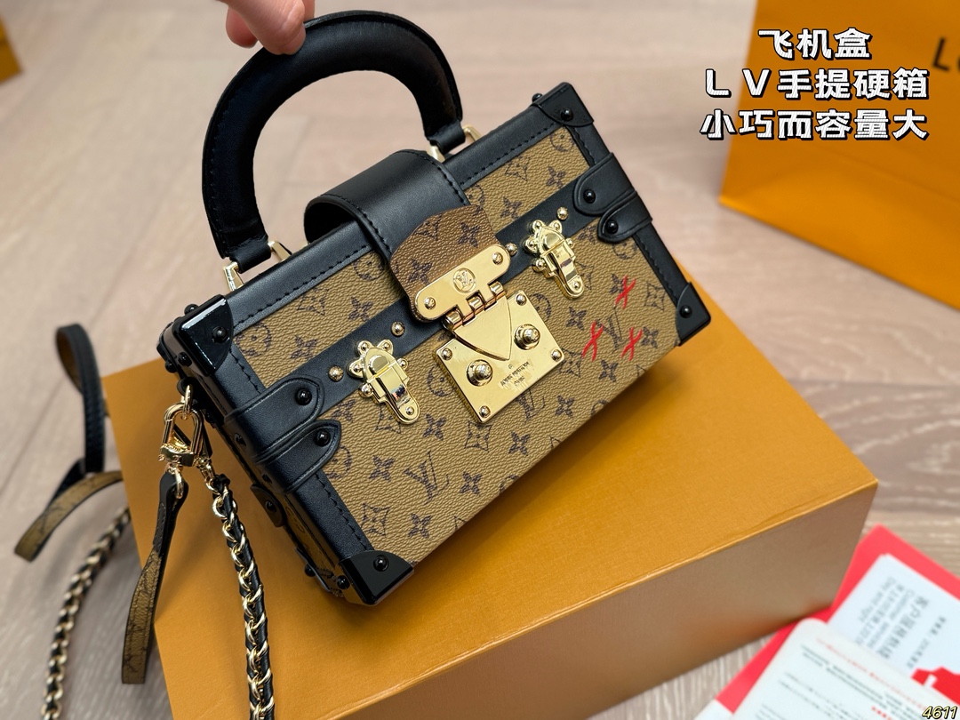 LV Handbag with Hard-sided Fit - cnluxepick