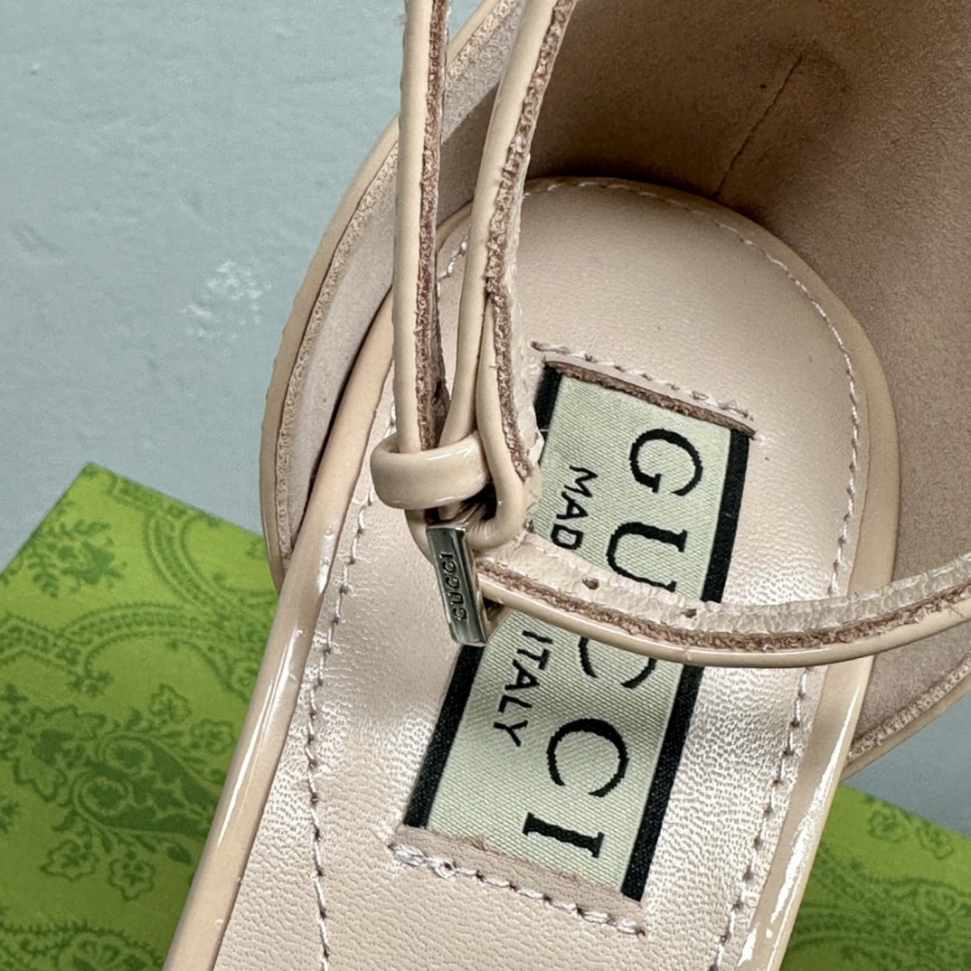 Gucci Women’S Platform Pump With Double G Beige