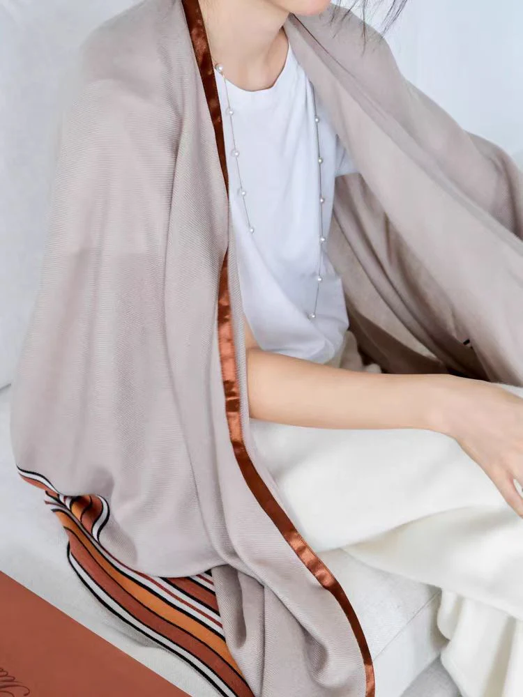 CP098 - LoroPian@ Fine Wool Silk Summer Air-Conditioned Blanket