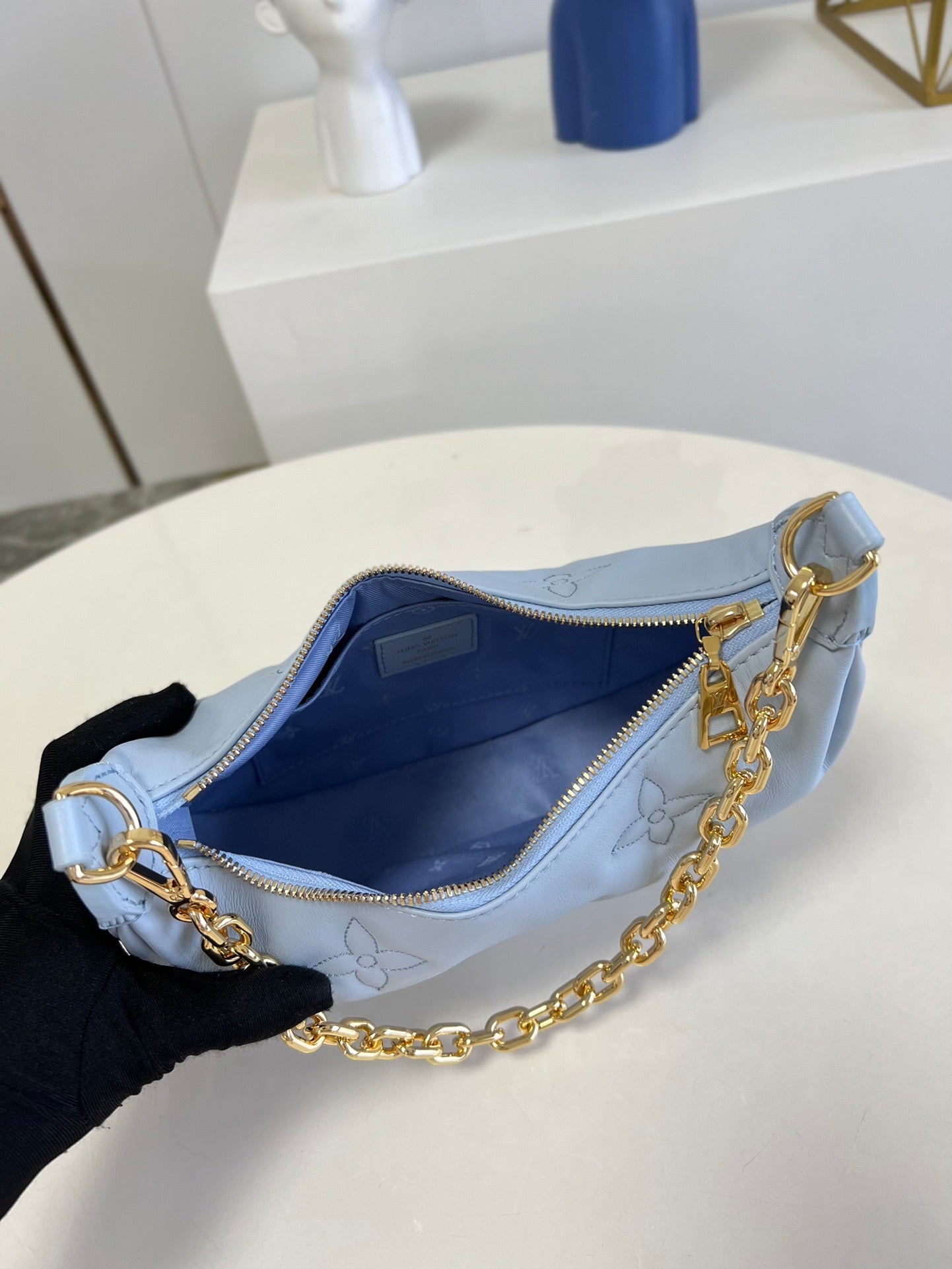 Louis Vuitton Over The Moon 27Cm Blue