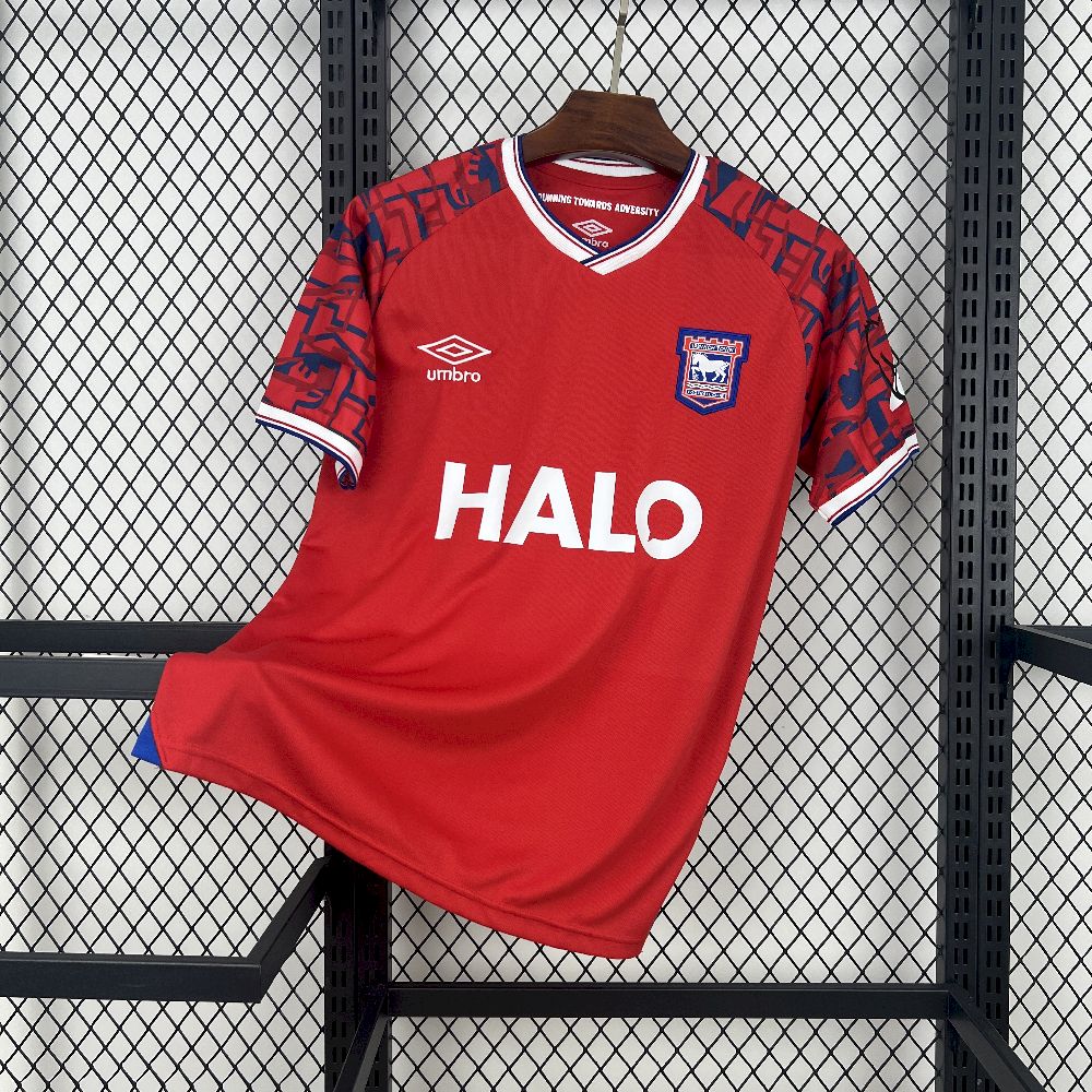 Ipswich  maillot foot extérieur 2025 2026€14.99