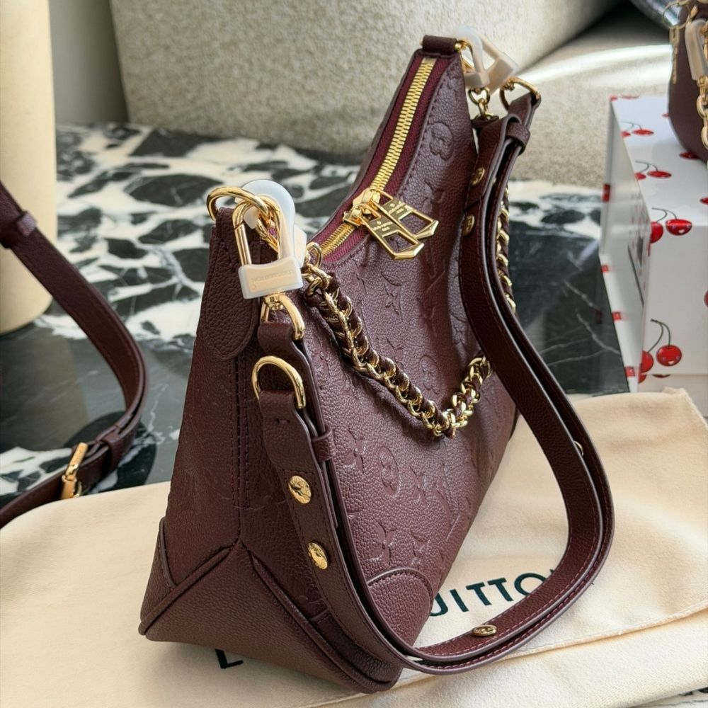 Louis Vuitton Boulogne PM Red 11.4 Inches M25827