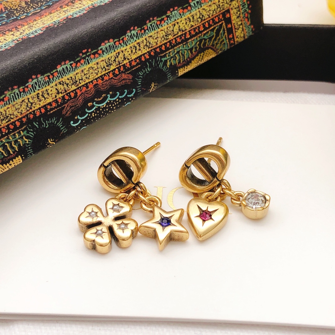 Dior star heart earrings - cnluxepick