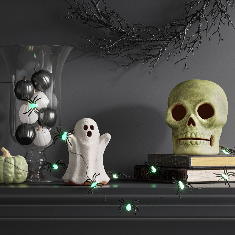 20ct LED Halloween Glittered Spiders Dewdrop Light String - Hyde and EEK!Boutique™