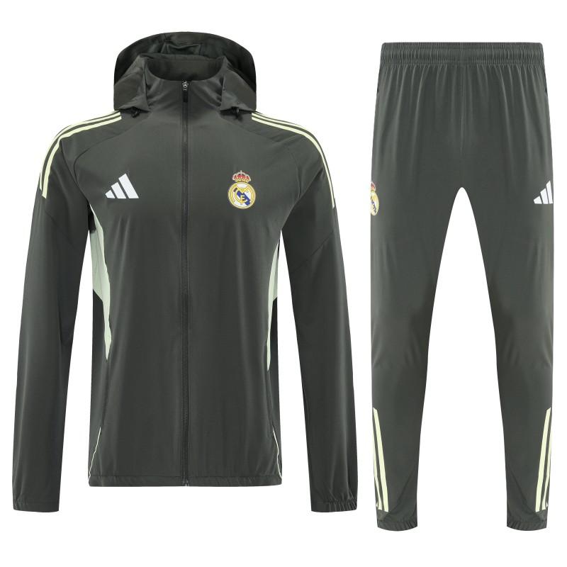Real Madrid Survêtement / Training 2025 2026€39.99