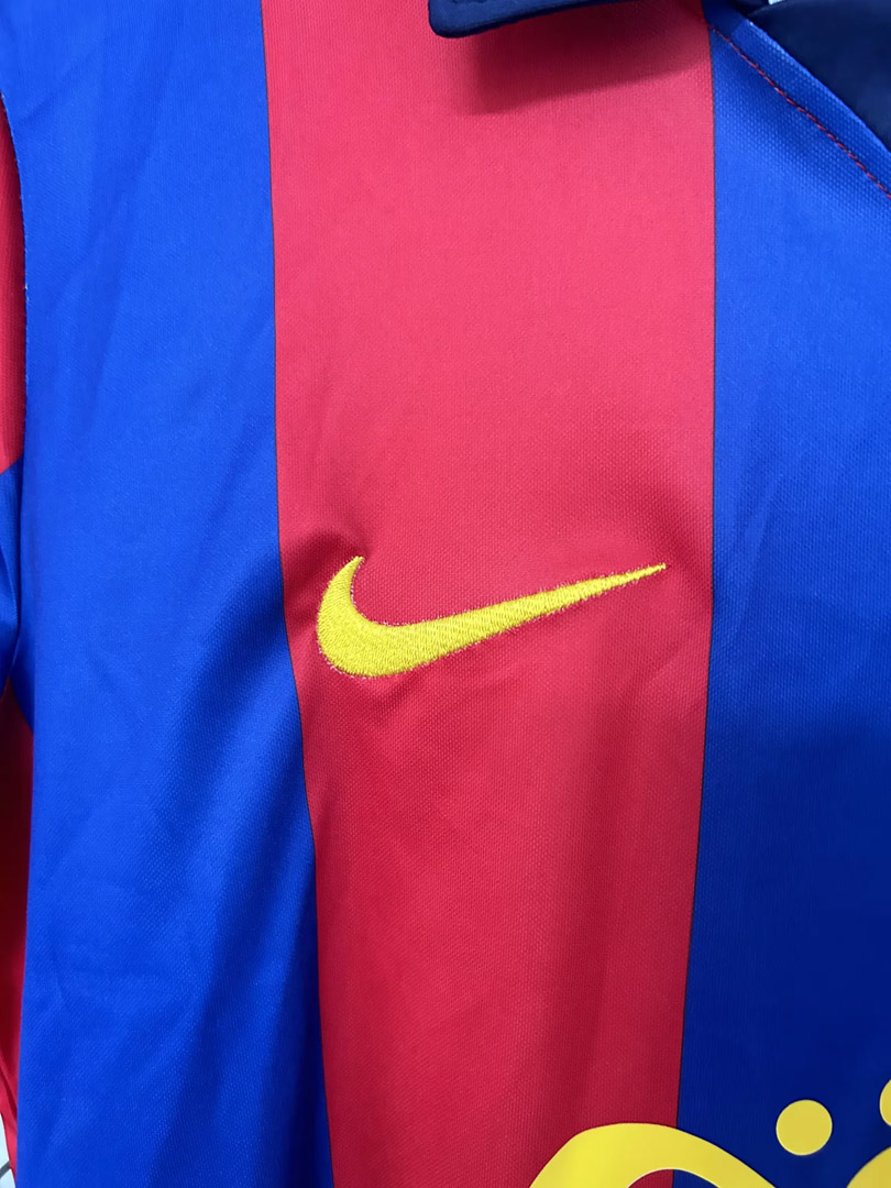 Jersey Retro 2003/04 FC Barcelona x Olivia Rodrigo x Spotify