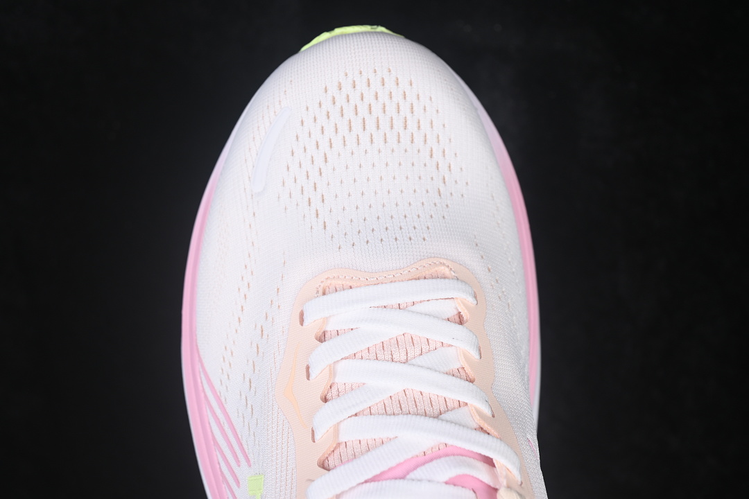 HOKA One One Clifton 11 Running Shoes