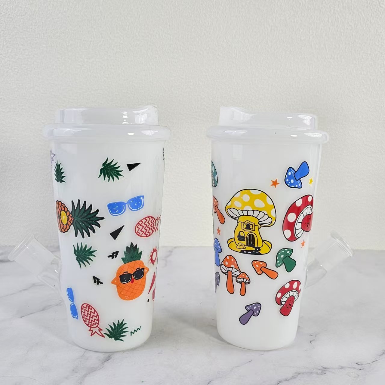 Cartoon sticker cup bong mushroom design