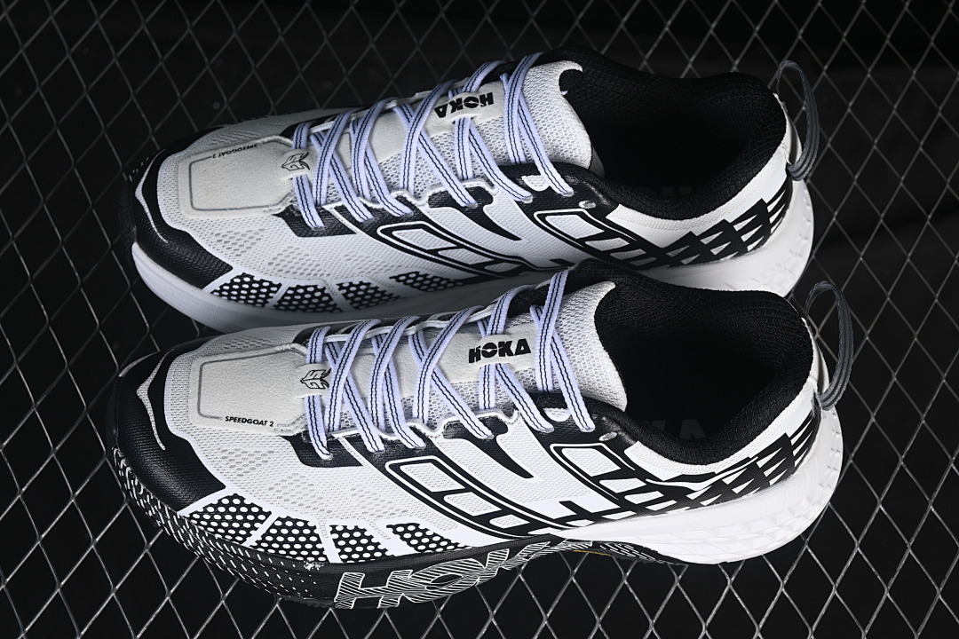 HOKA One One Speedgoat 2